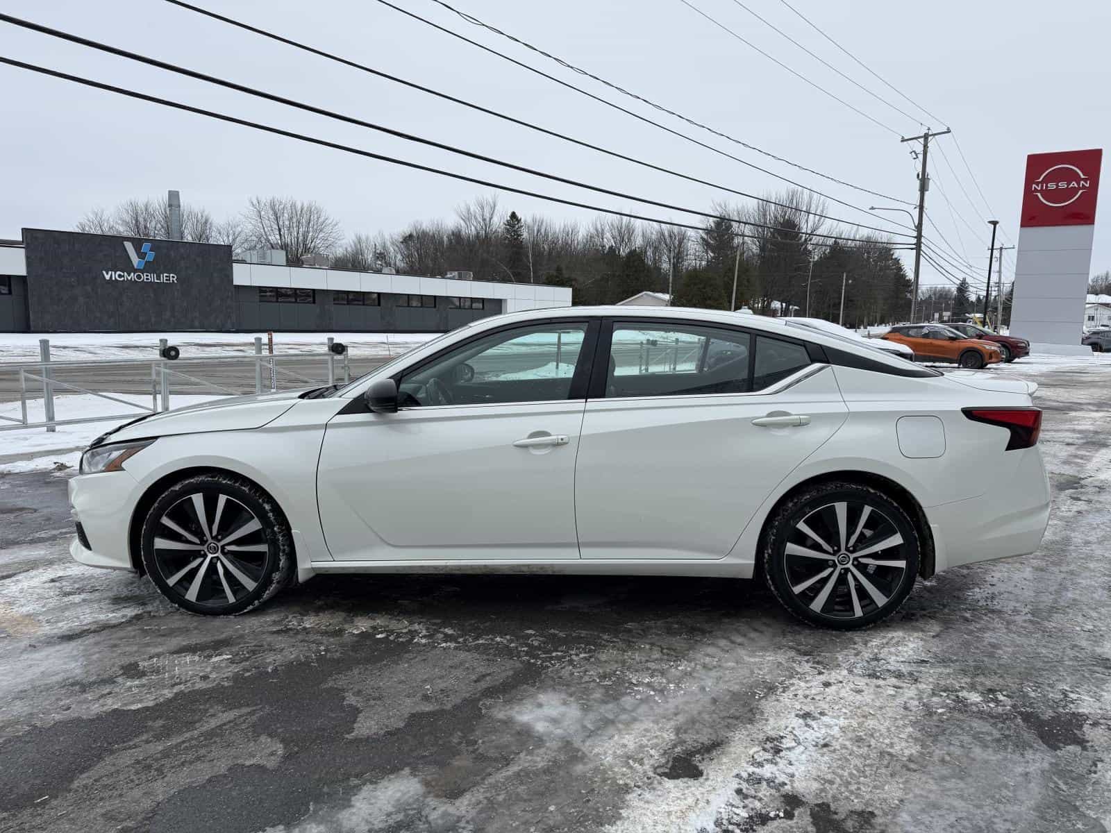 Image 6 Nissan Altima SR 2021