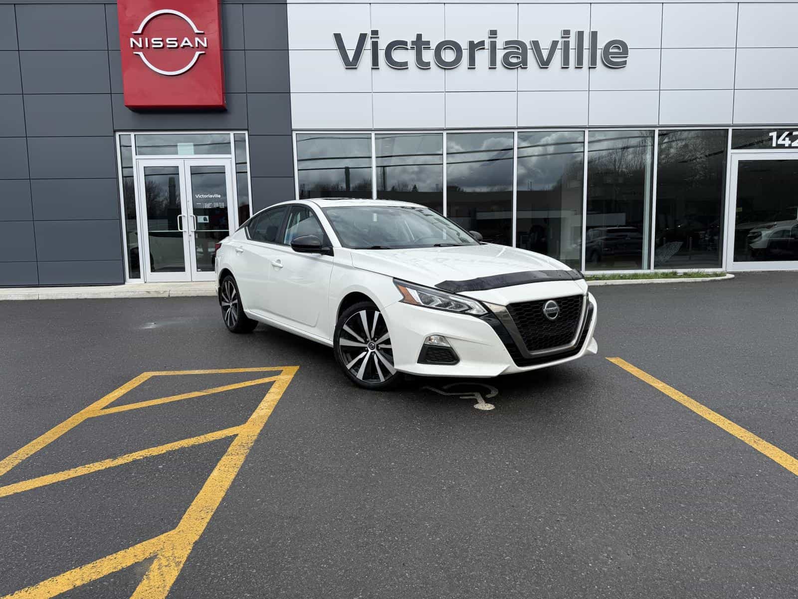 2021 Nissan Altima SR - Image 1
