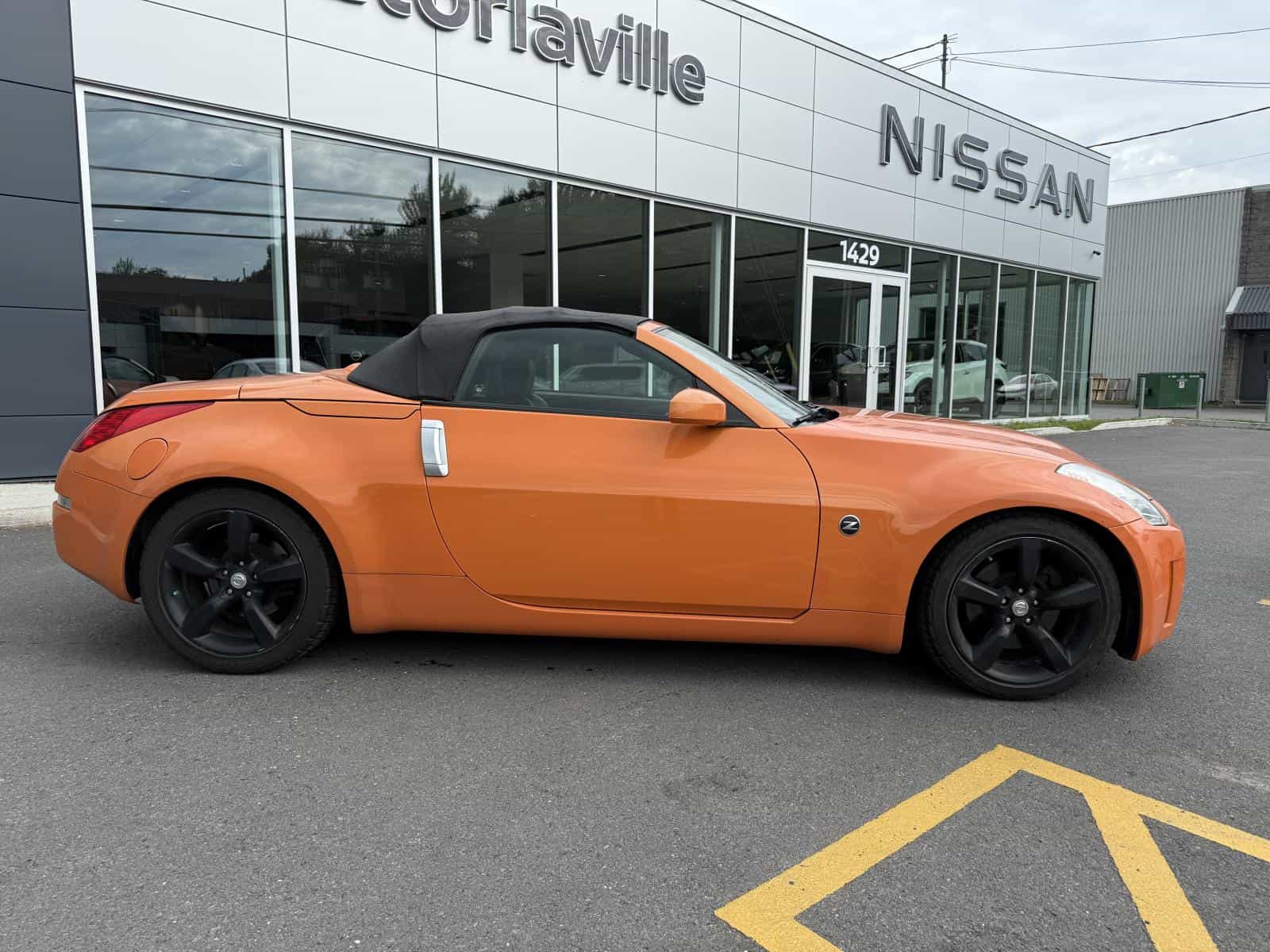 2007 Nissan 350Z Base - Image 9