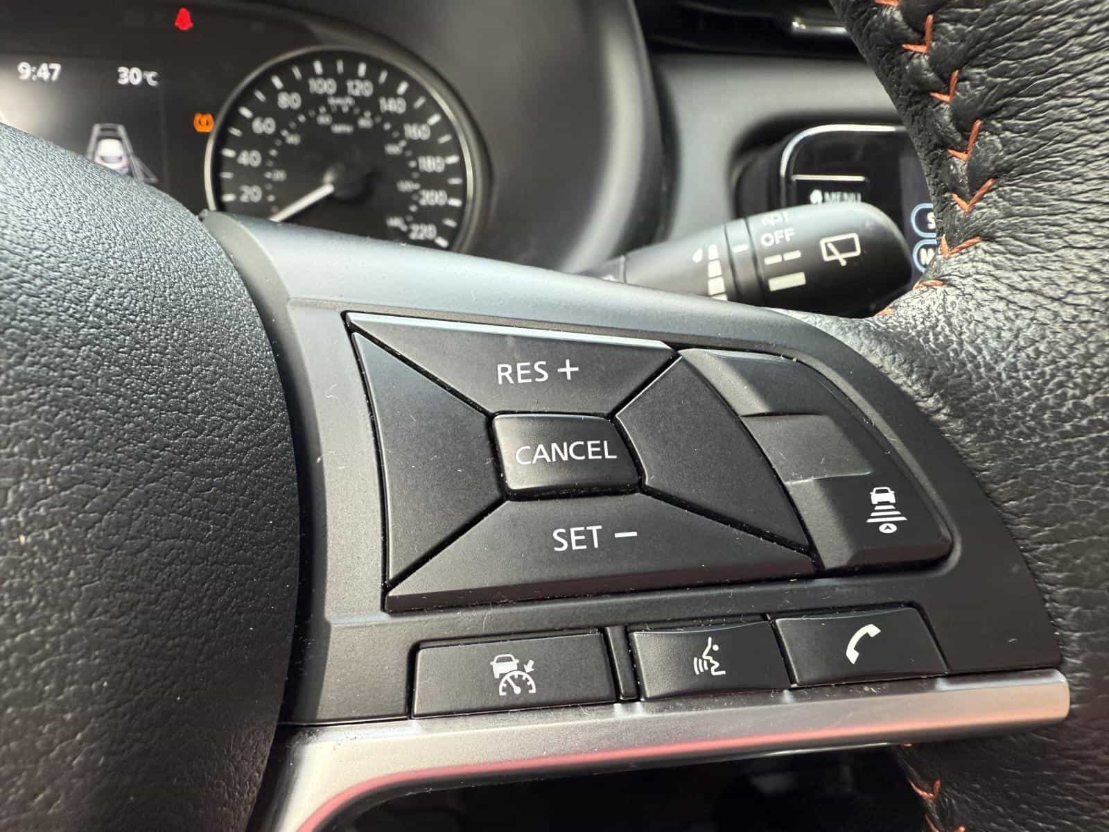 2024 Nissan Kicks SR - Image 13