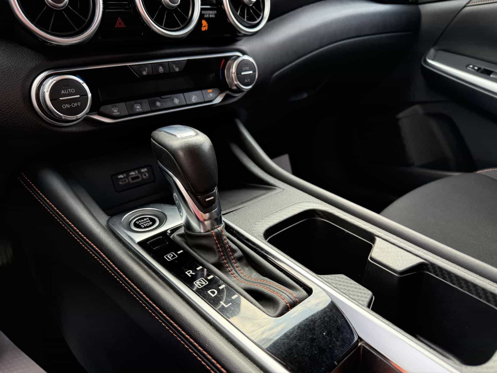 Image 15 Nissan Sentra SR 2020