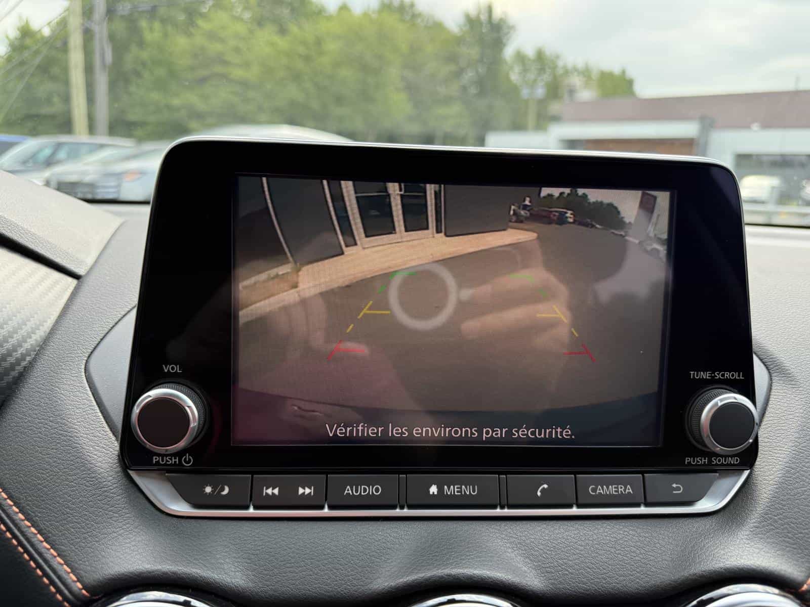 2020 Nissan Sentra SR - Image 18