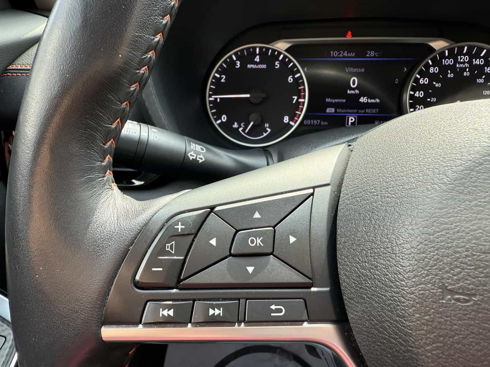 Image 12 Nissan Sentra SR 2020