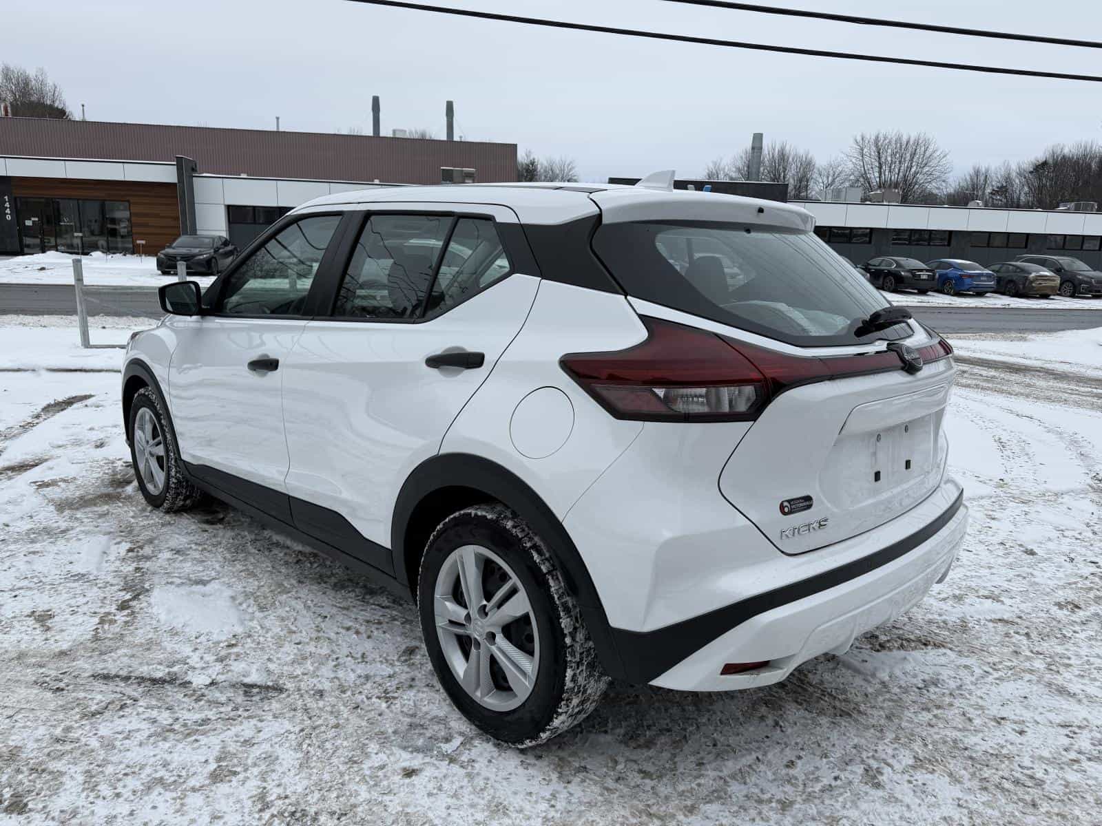 Image 6 Nissan Kicks S 2024