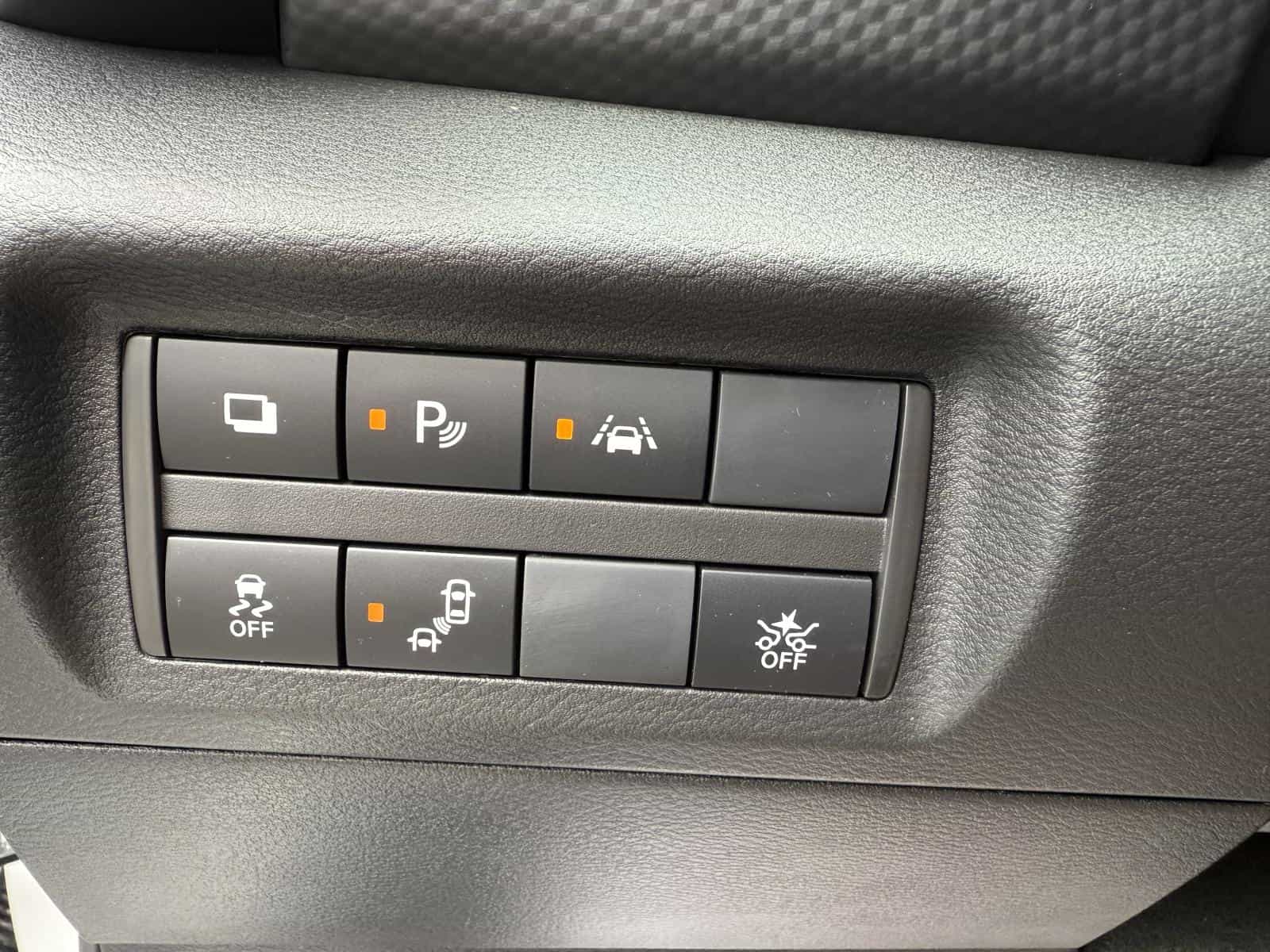 Image 11 Nissan Kicks S 2024