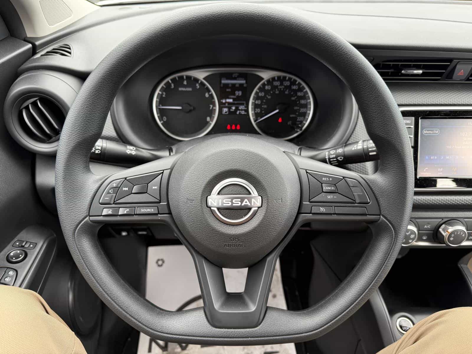 2024 Nissan Kicks S - Image 12