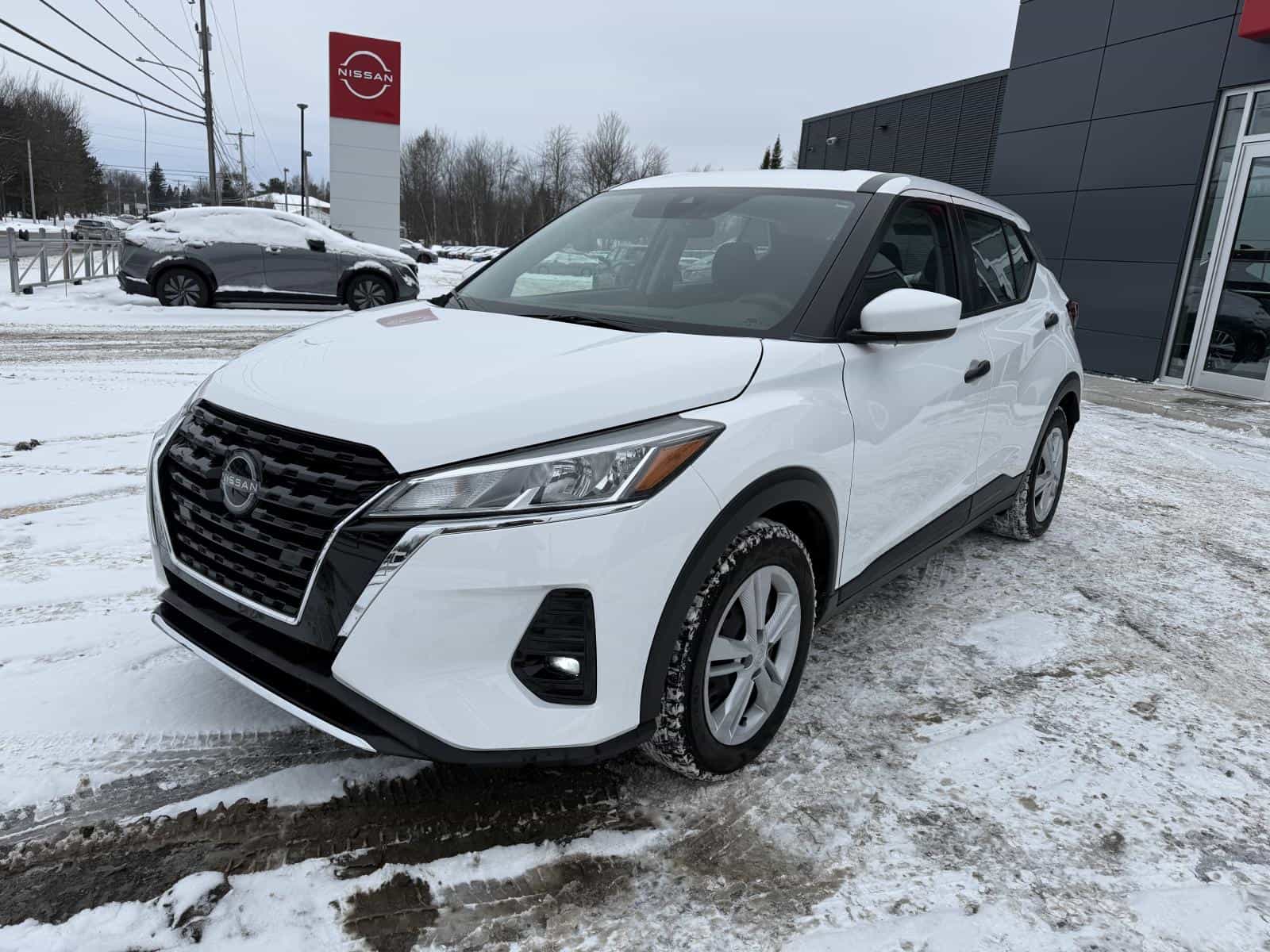 Image 4 Nissan Kicks S 2024