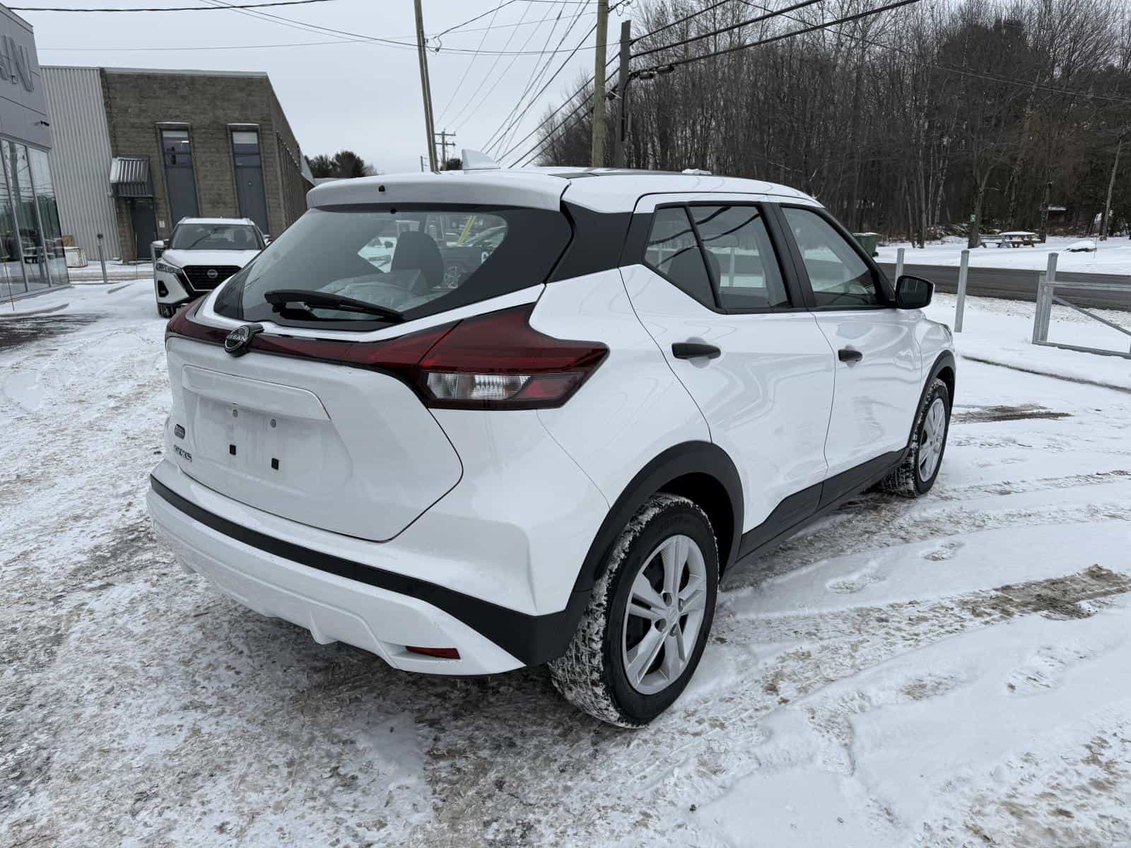 Image 8 Nissan Kicks S 2024