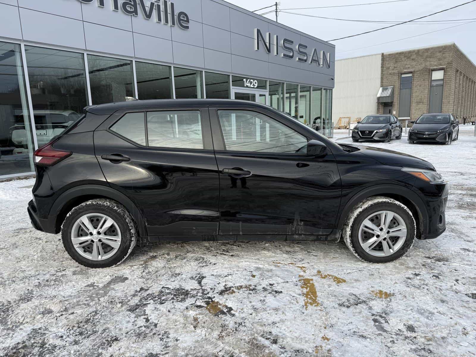 Image 9 Nissan Kicks S 2024