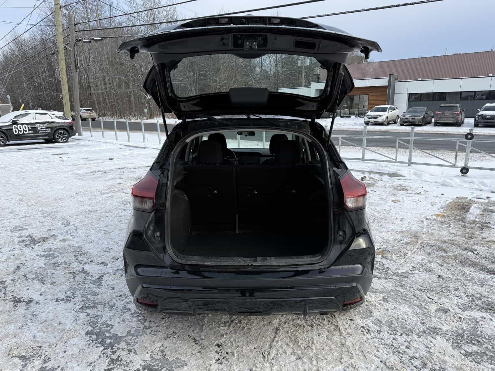 Image 10 Nissan Kicks S 2024