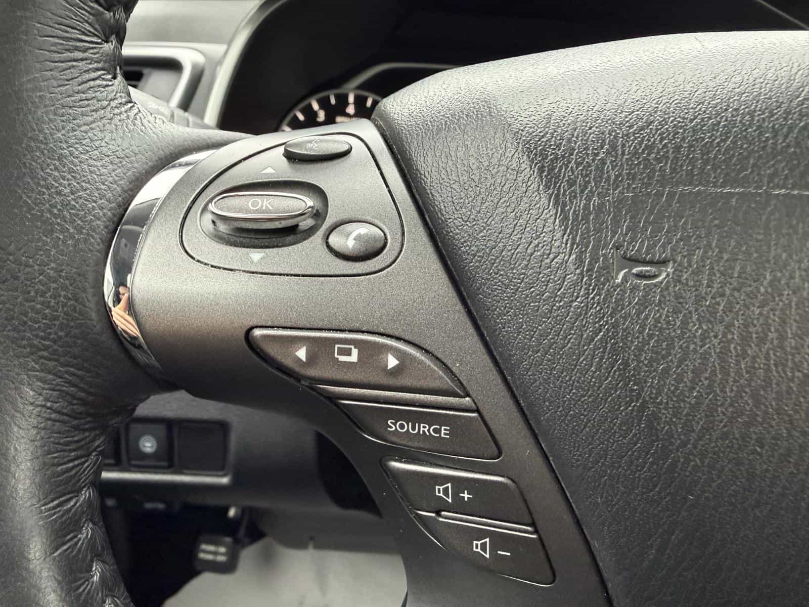 2020 Nissan Murano SV - Image 13