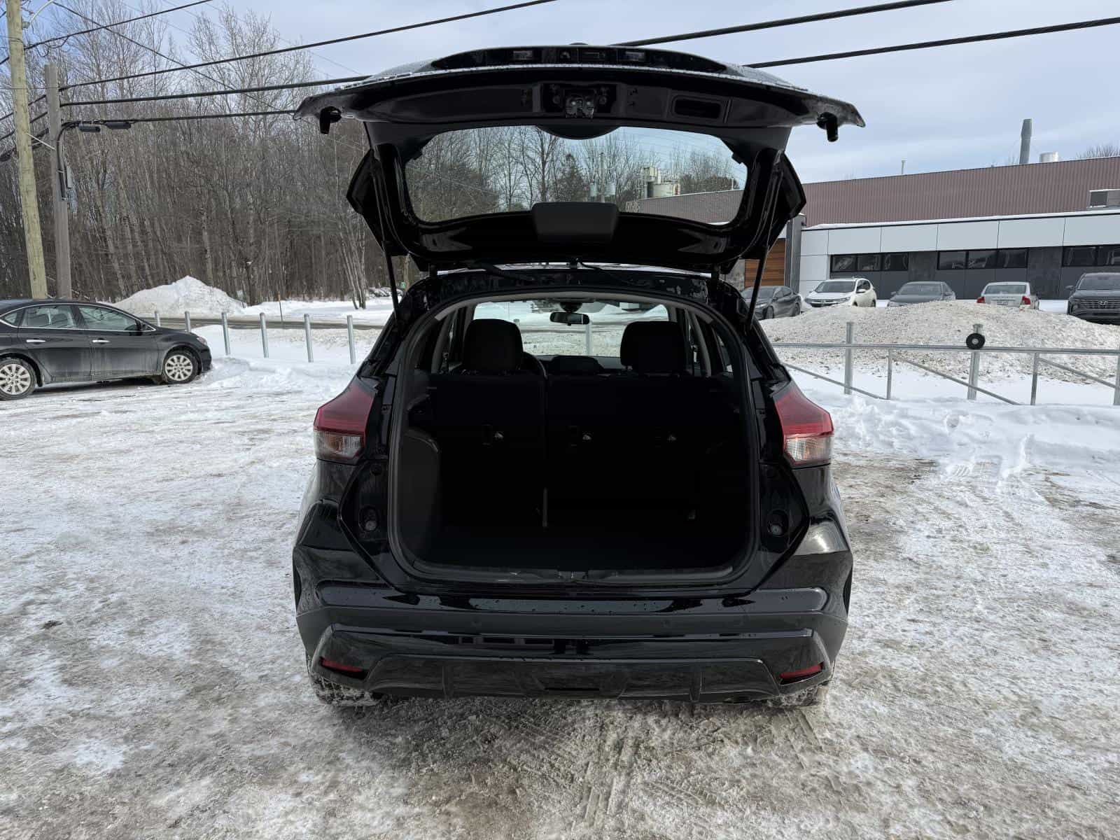 Image 10 Nissan Kicks SV 2024