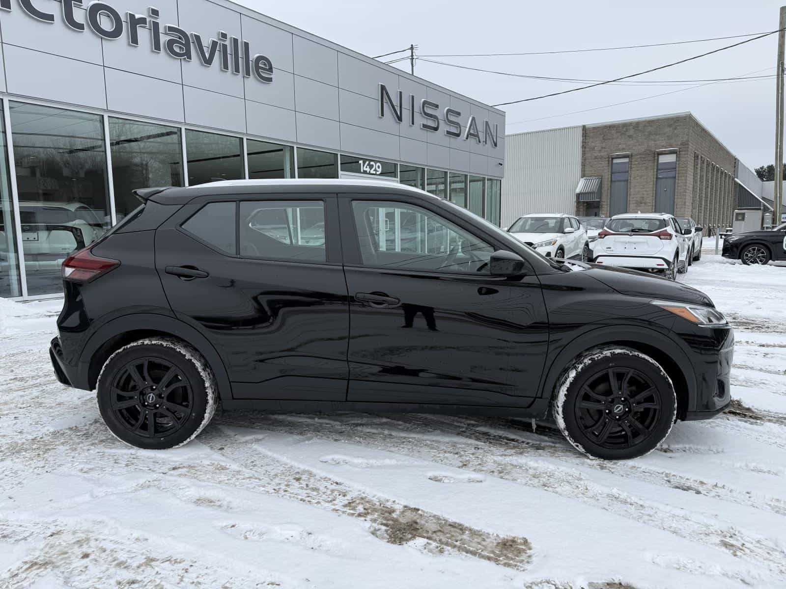 Image 9 Nissan Kicks SV 2022