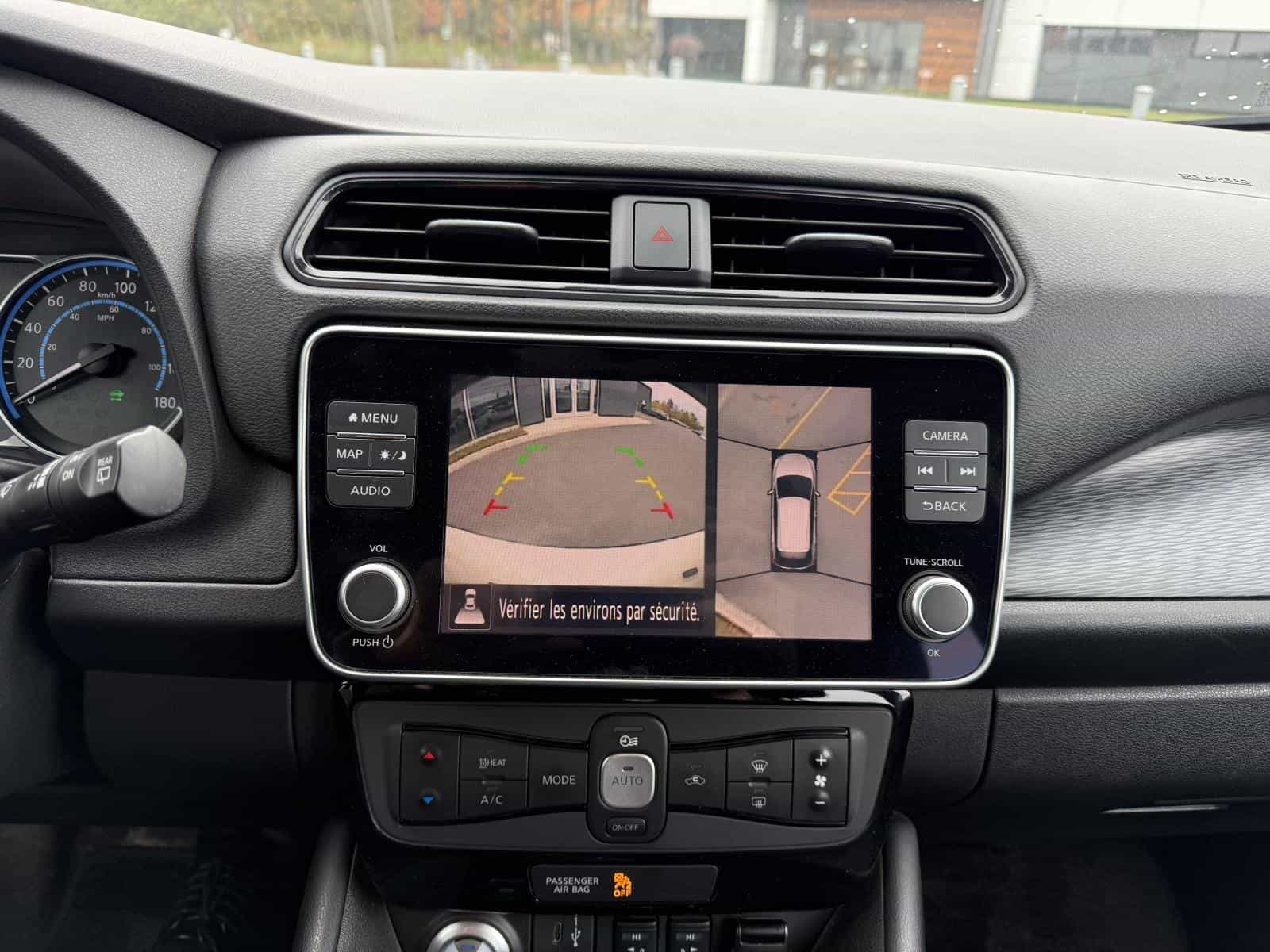 2020 Nissan Leaf Plus SV - Image 18