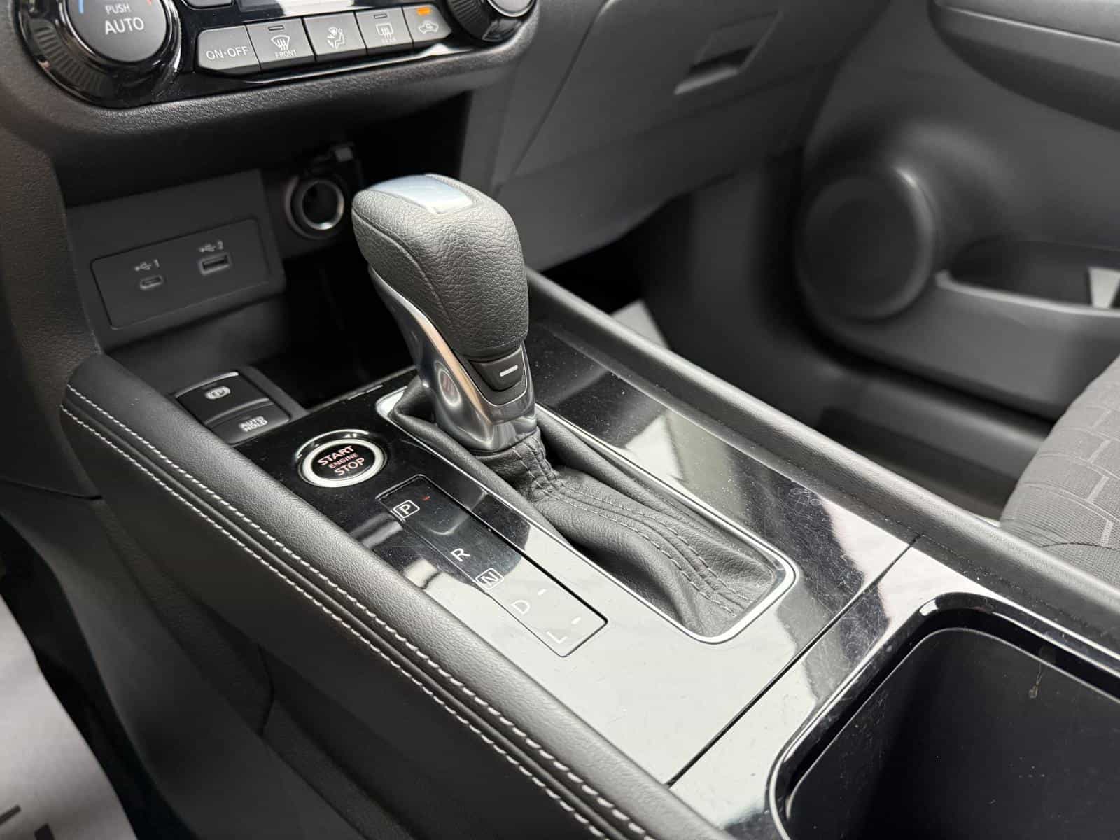 Image 13 Nissan Kicks SV 2023