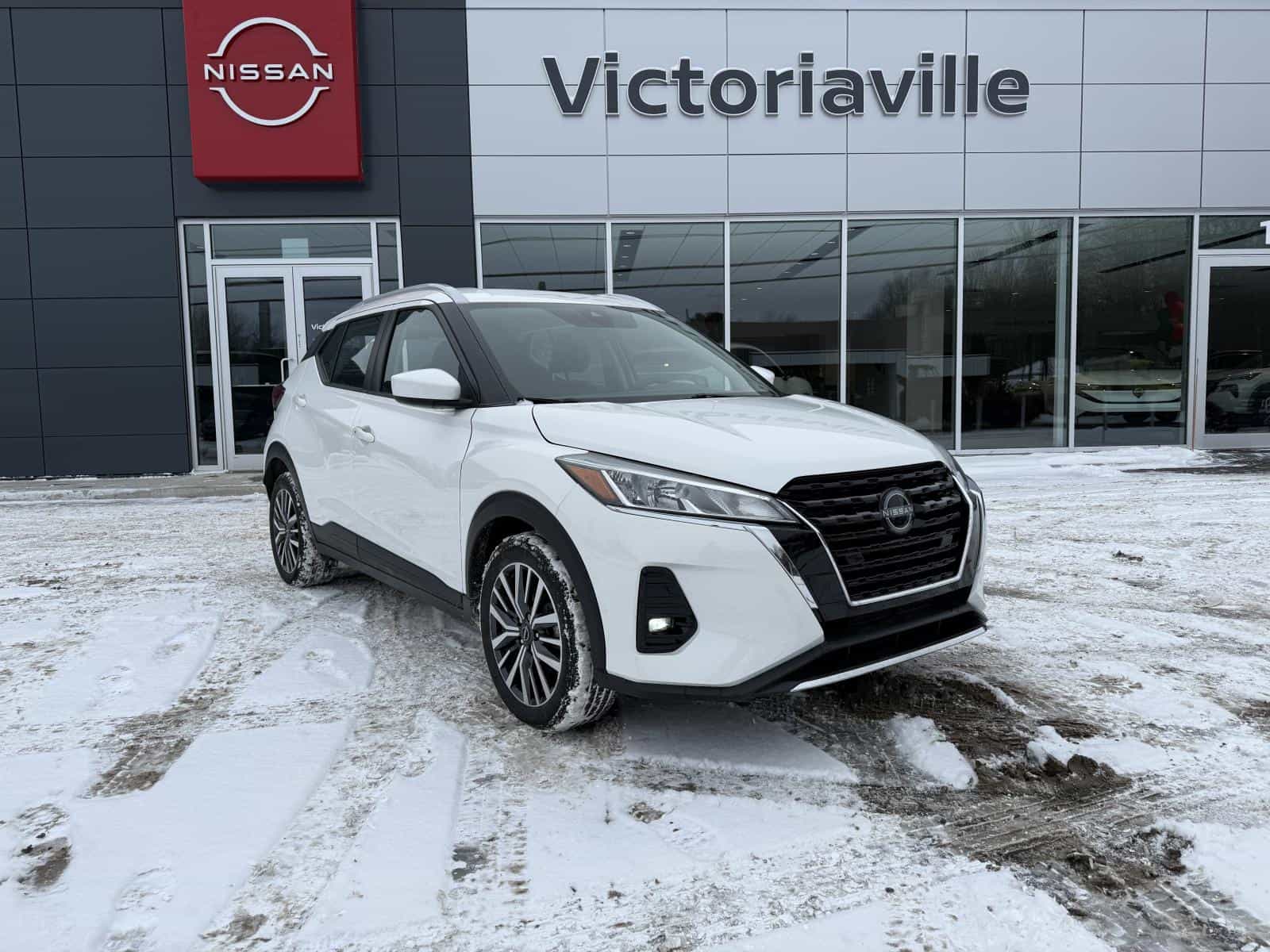 Image 1 Nissan Kicks SV 2023