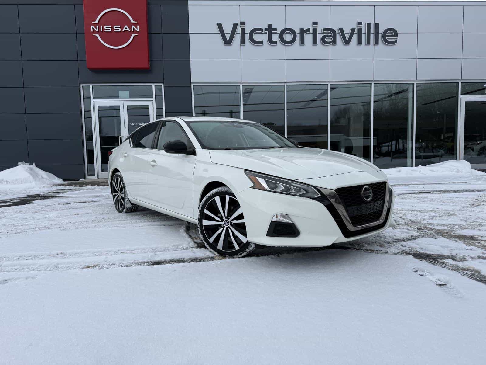 2021 Nissan Altima SR - Image 1