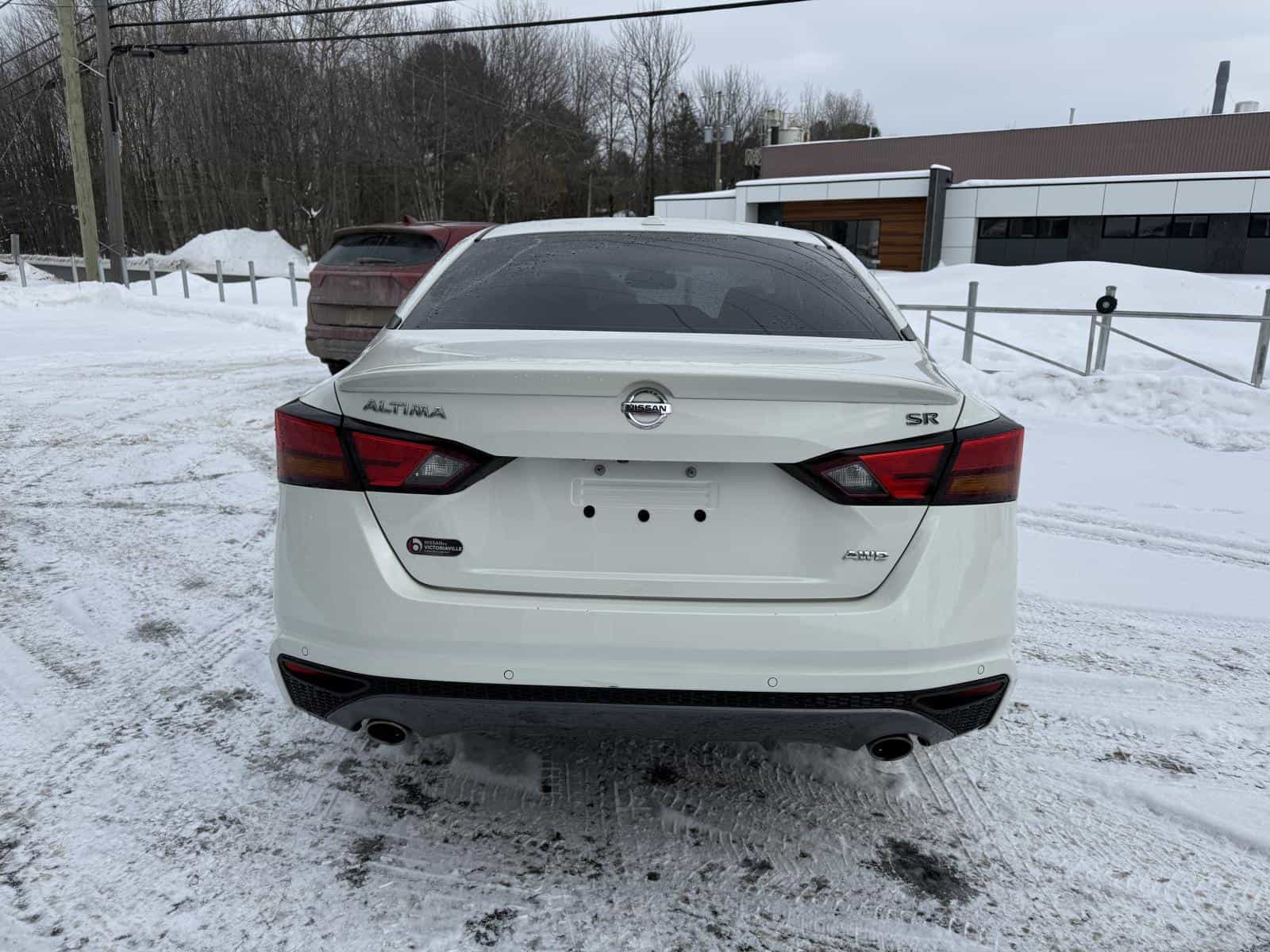 2021 Nissan Altima SR - Image 7