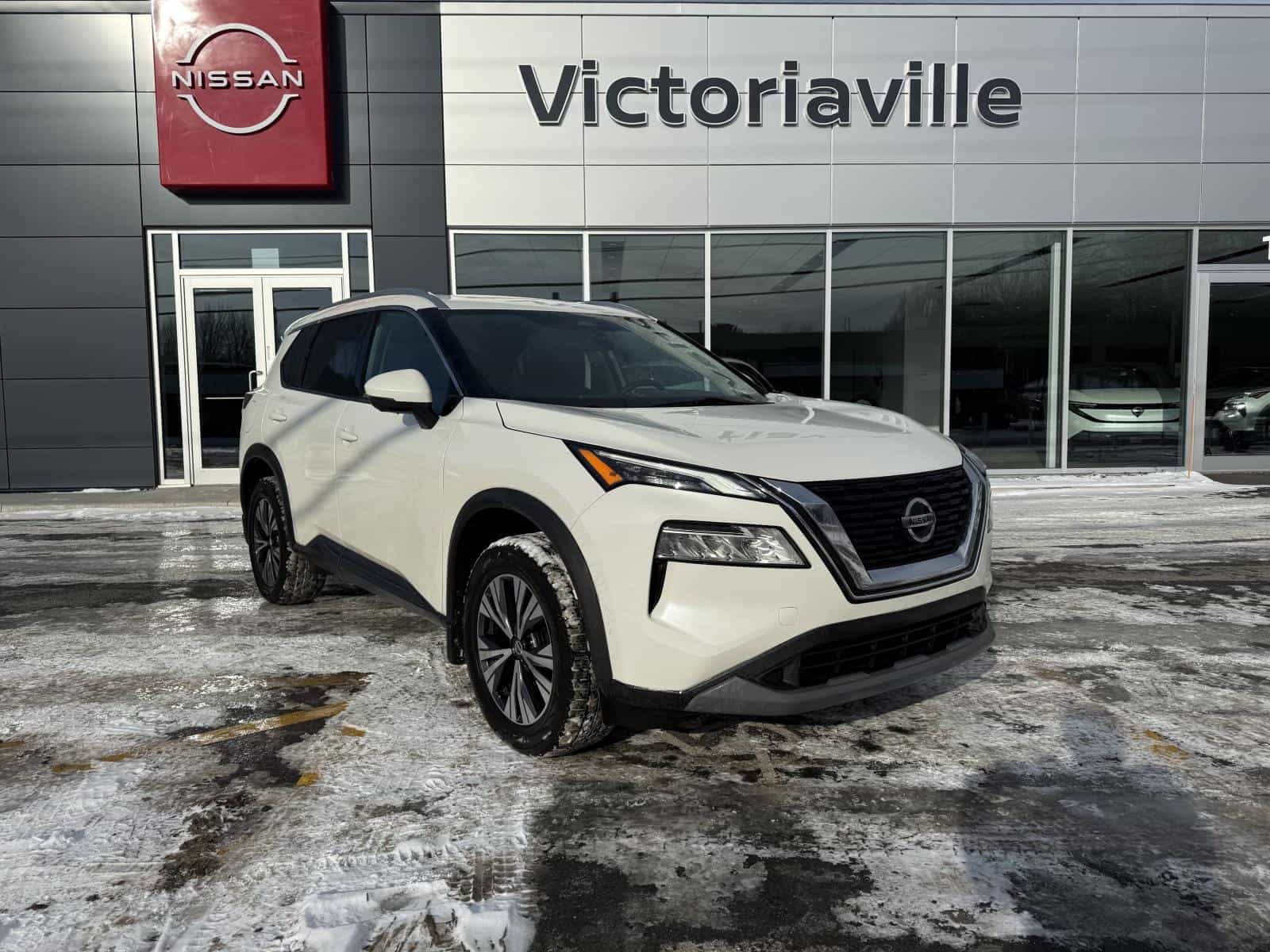 2021 Nissan Rogue SV - Image 1