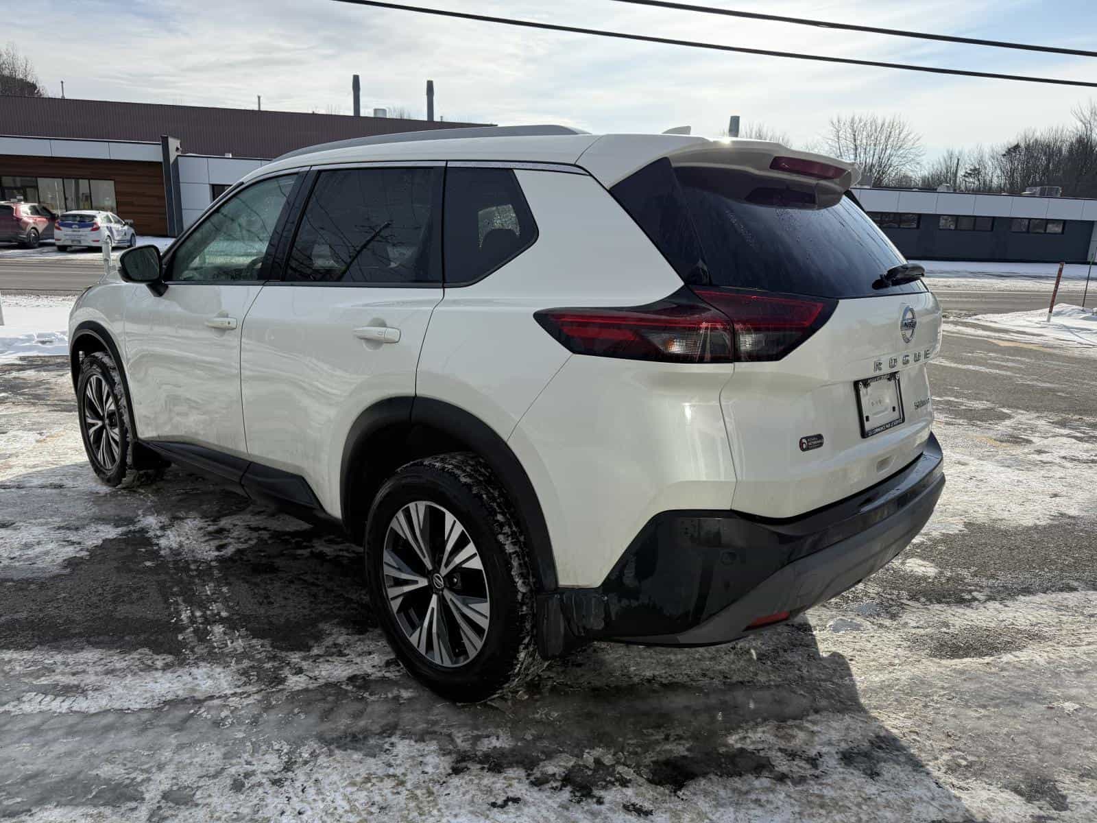 2021 Nissan Rogue SV - Image 6