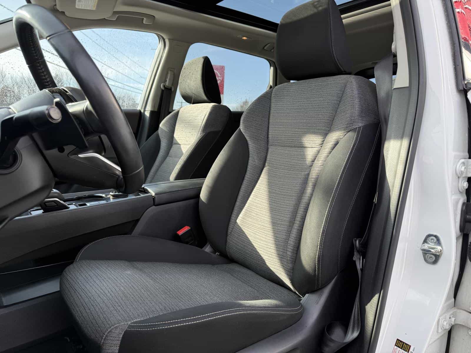 2021 Nissan Rogue SV - Image 11