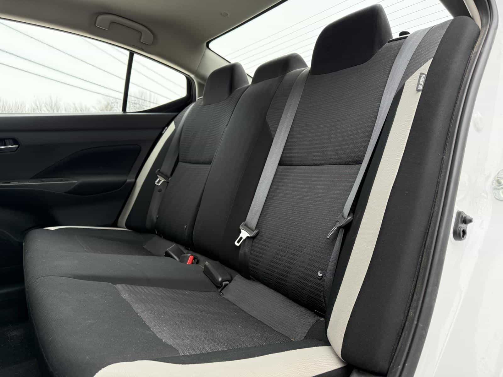 Image 15 Nissan Versa SV 2021