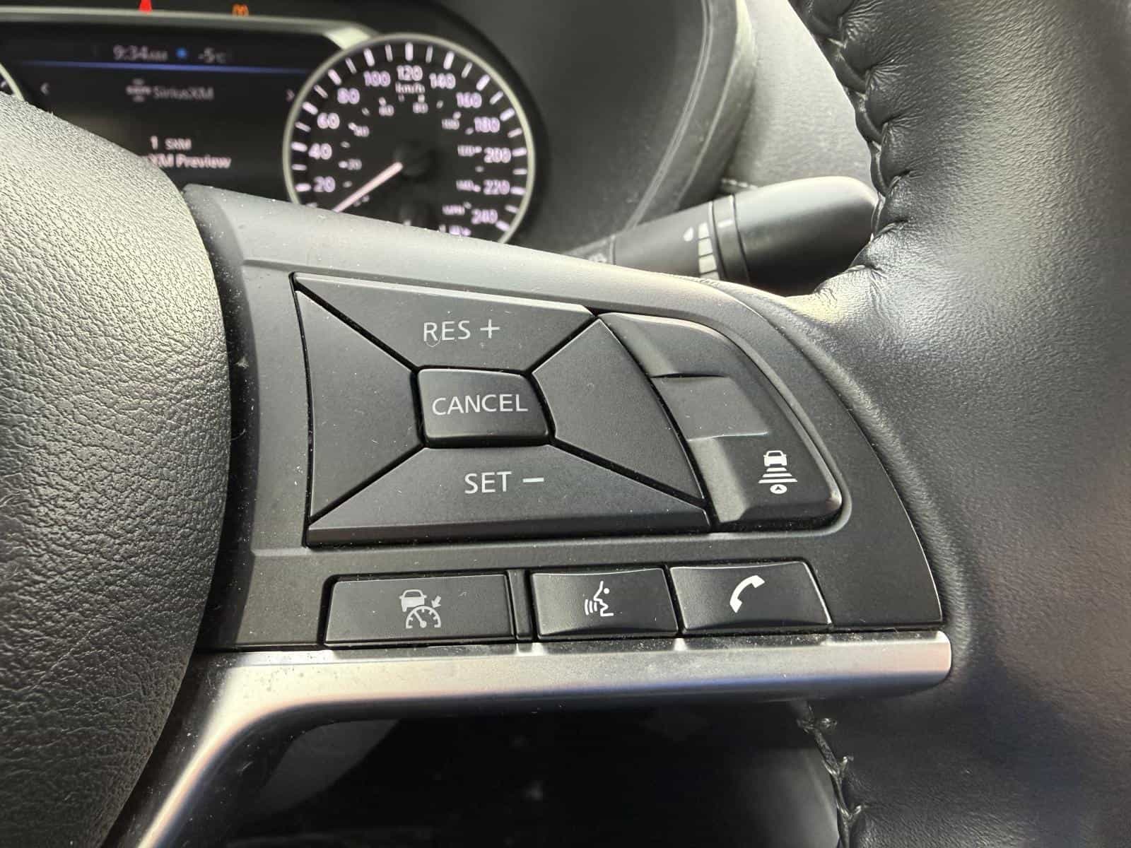 2020 Nissan Sentra SV - Image 13