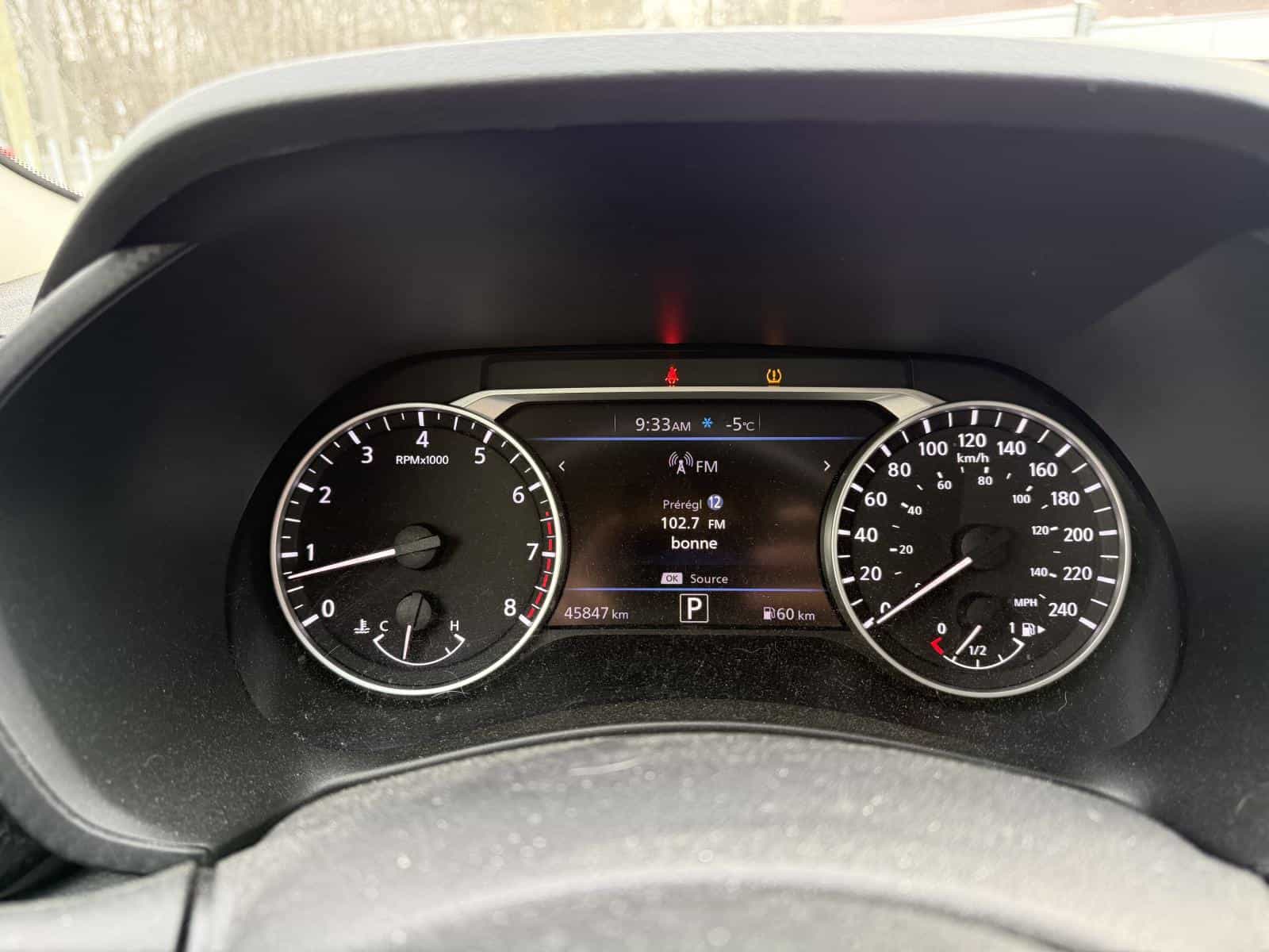 2020 Nissan Sentra SV - Image 14