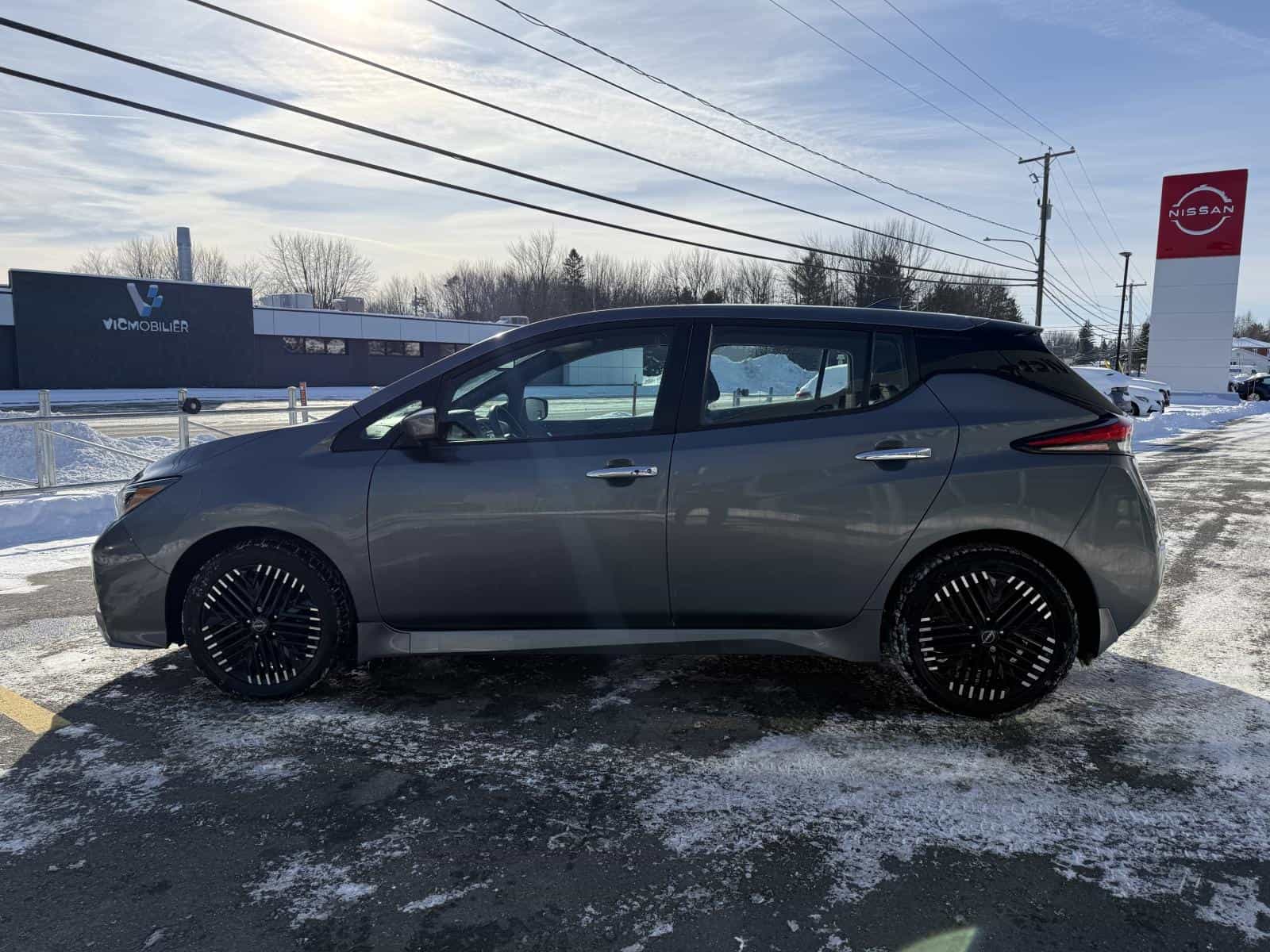 2023 Nissan Leaf SV Plus - Image 5