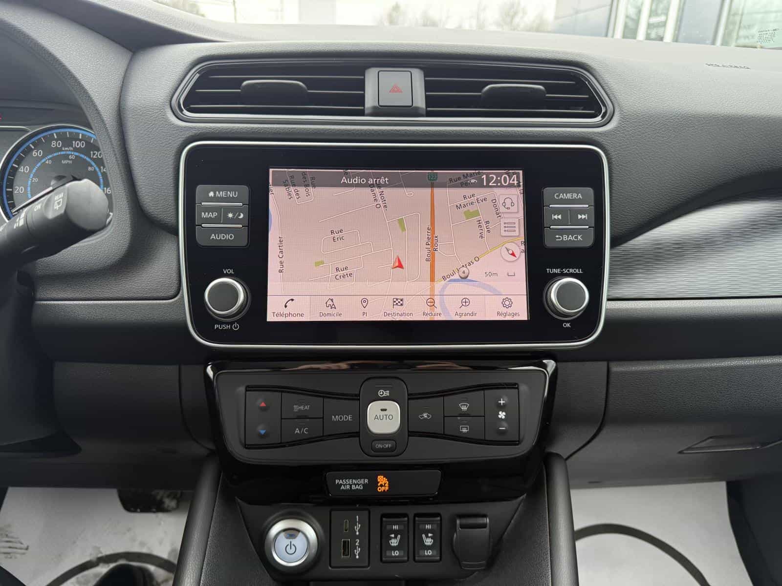 2023 Nissan Leaf SV Plus - Image 18