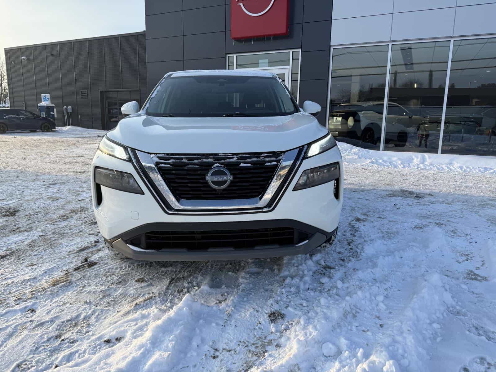 Image 3 Nissan Rogue S 2022