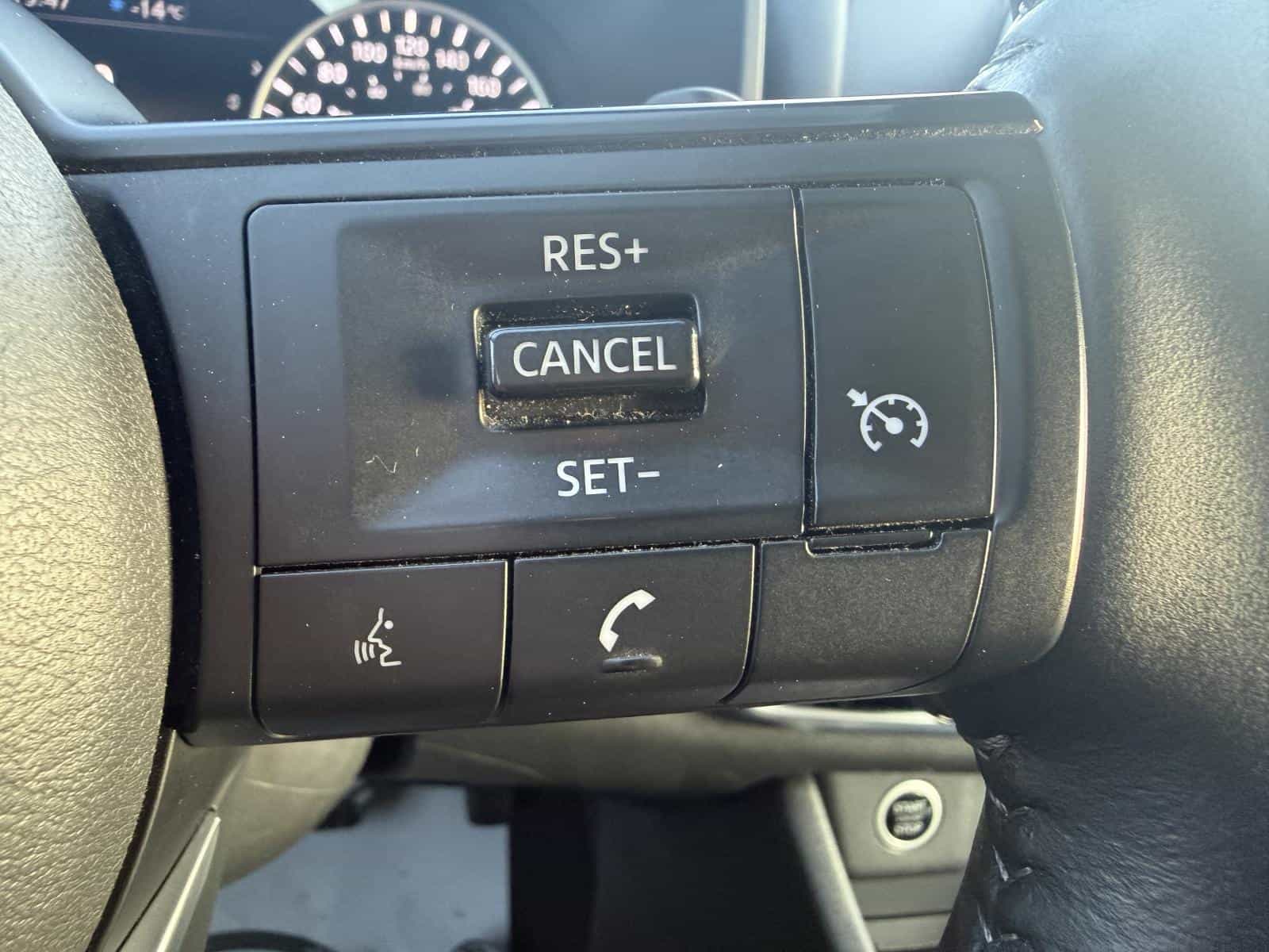 Image 12 Nissan Rogue S 2022