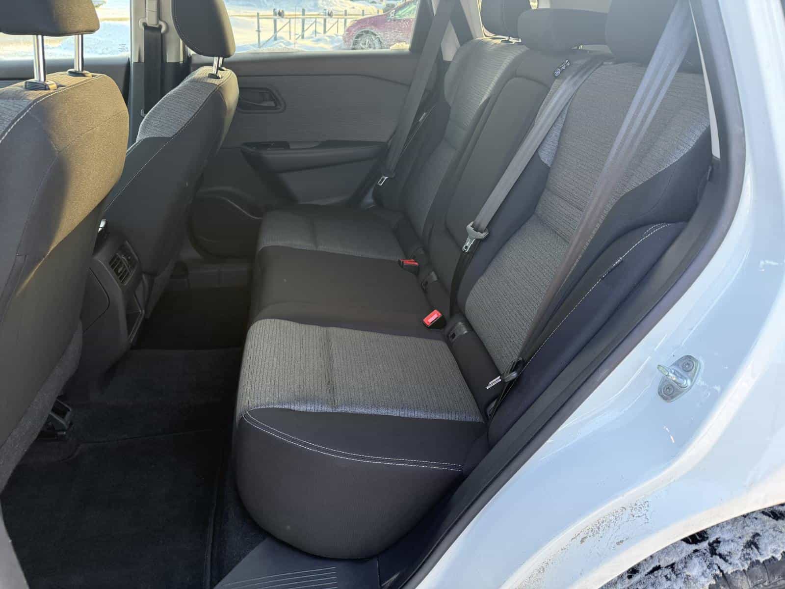 Image 16 Nissan Rogue S 2022