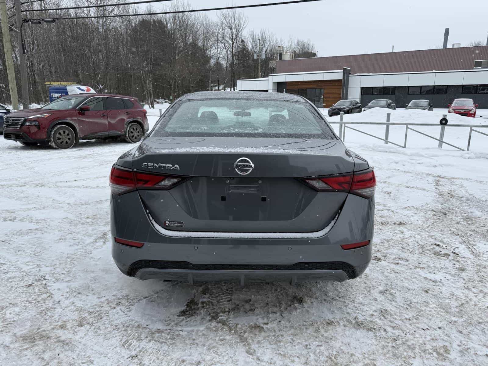 Image 7 Nissan Sentra S 2021