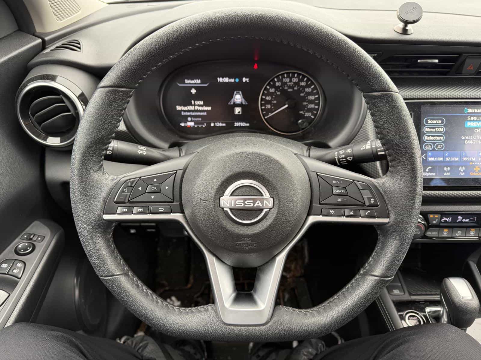Image 13 Nissan Kicks SV 2022