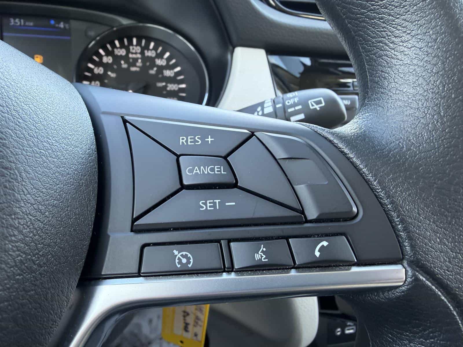 2023 Nissan Qashqai S - Image 13