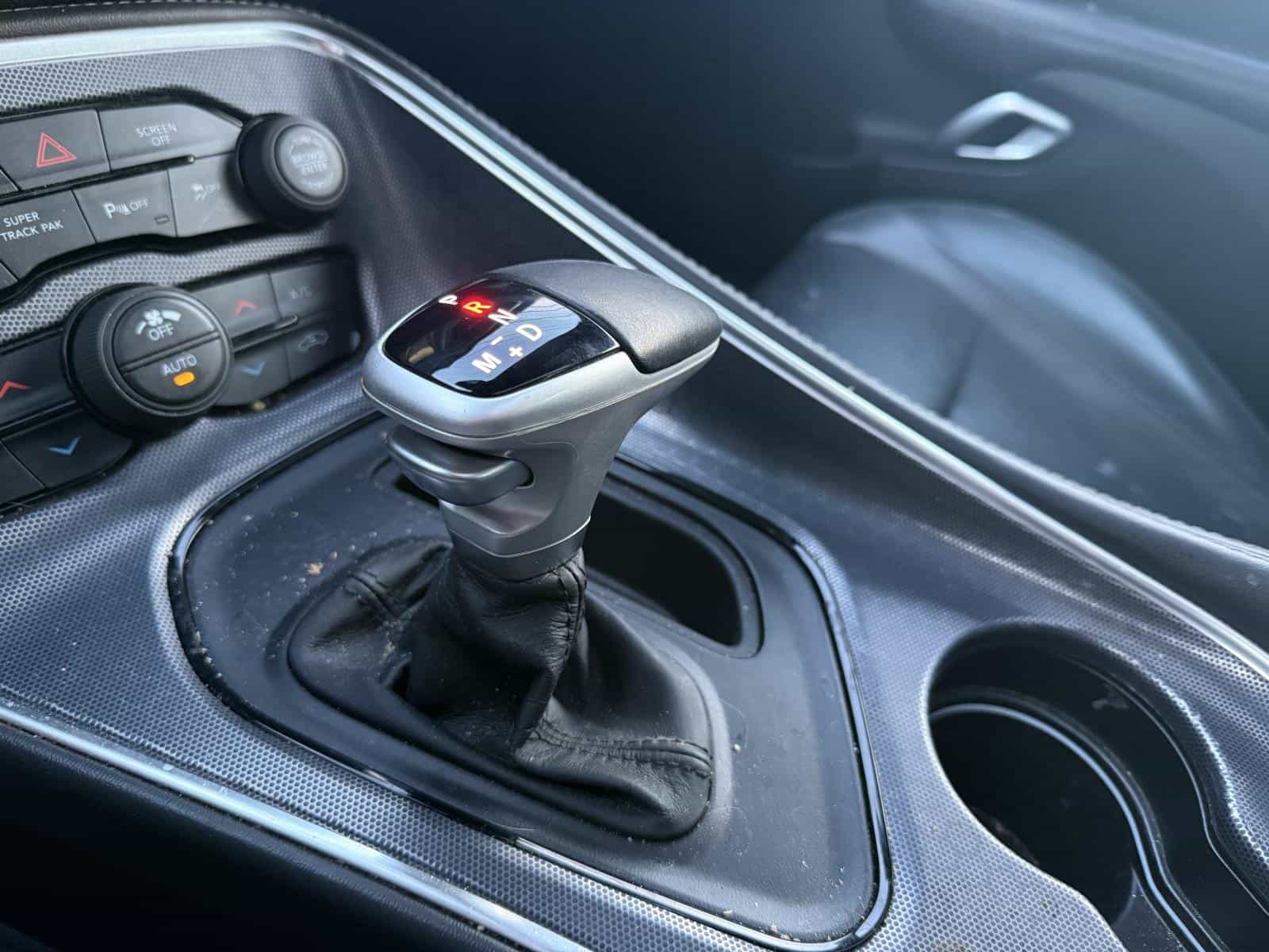 2017 Dodge Challenger GT - Image 19