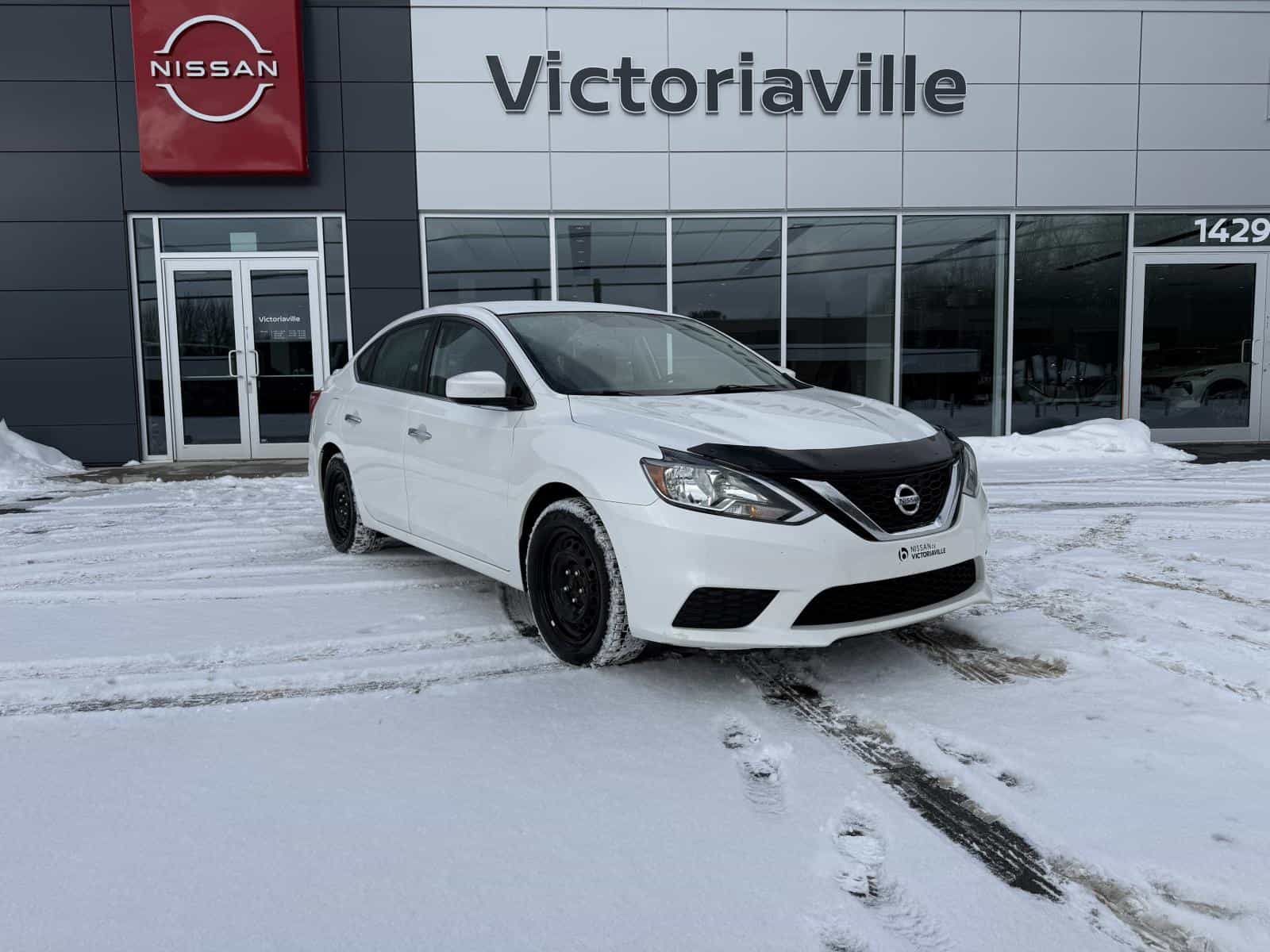 Image 1 Nissan Sentra SV 2017