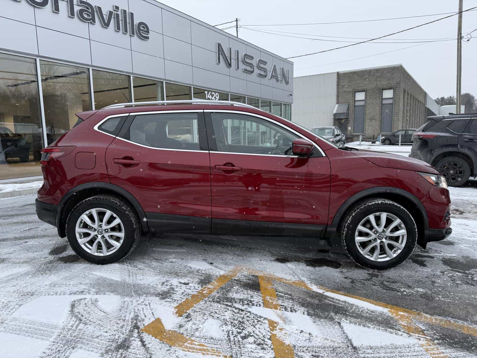 2021 Nissan Qashqai SV - Image 9