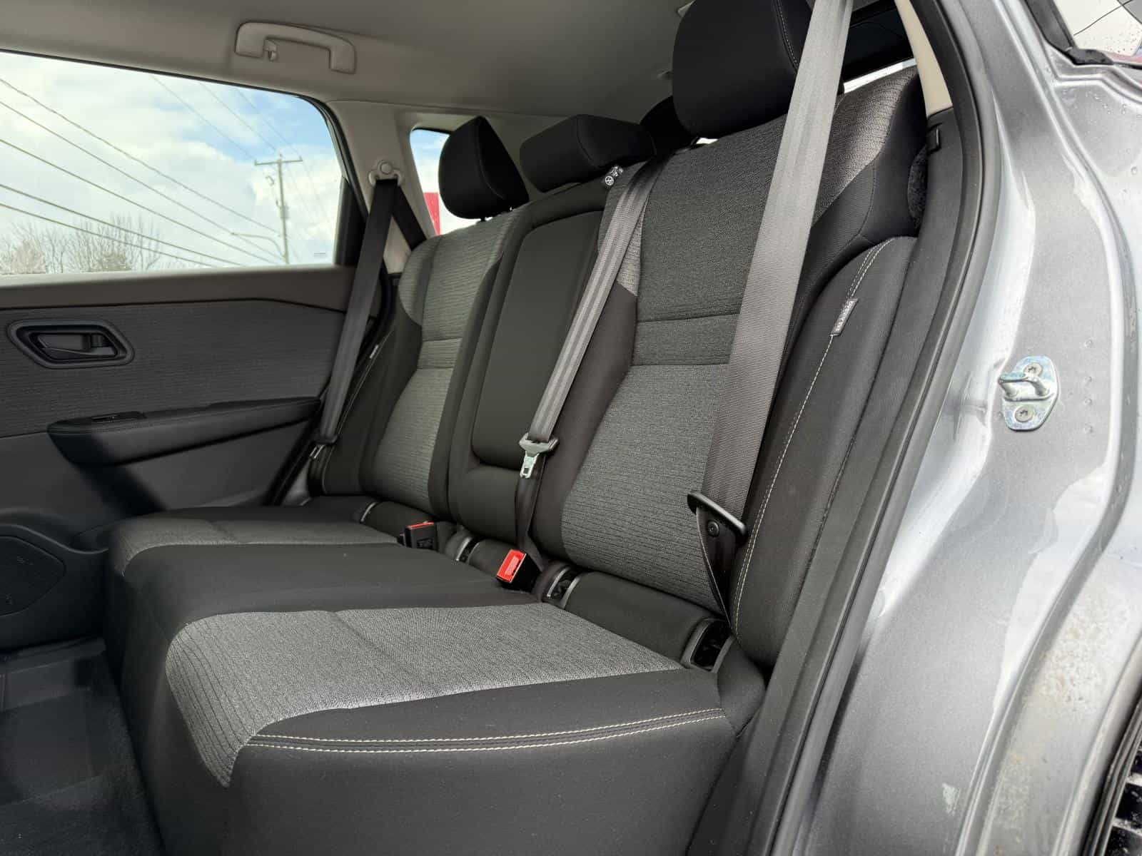 Image 18 Nissan Rogue S 2022