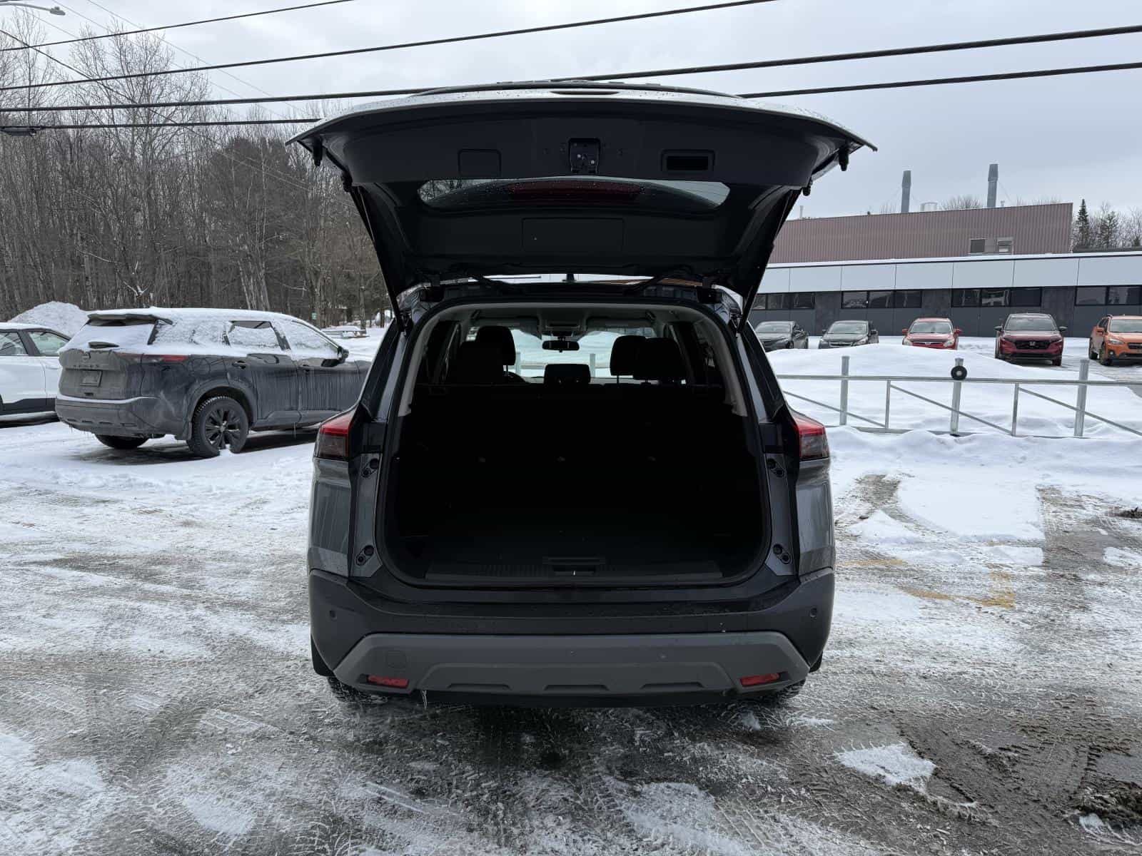 Image 10 Nissan Rogue S 2022