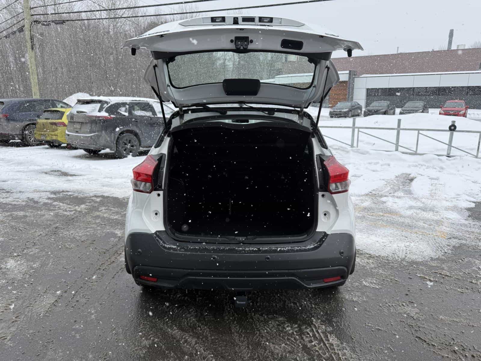 Image 10 Nissan Kicks SV 2020