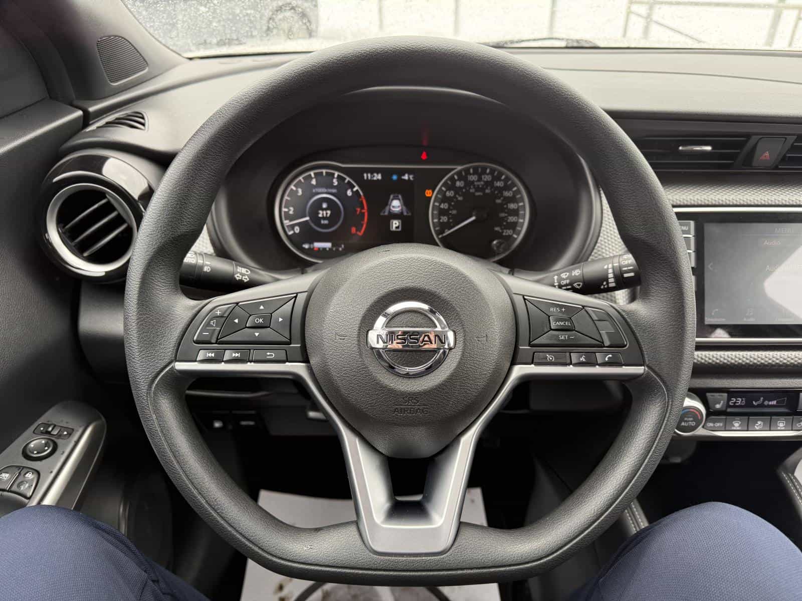 Image 12 Nissan Kicks SV 2020