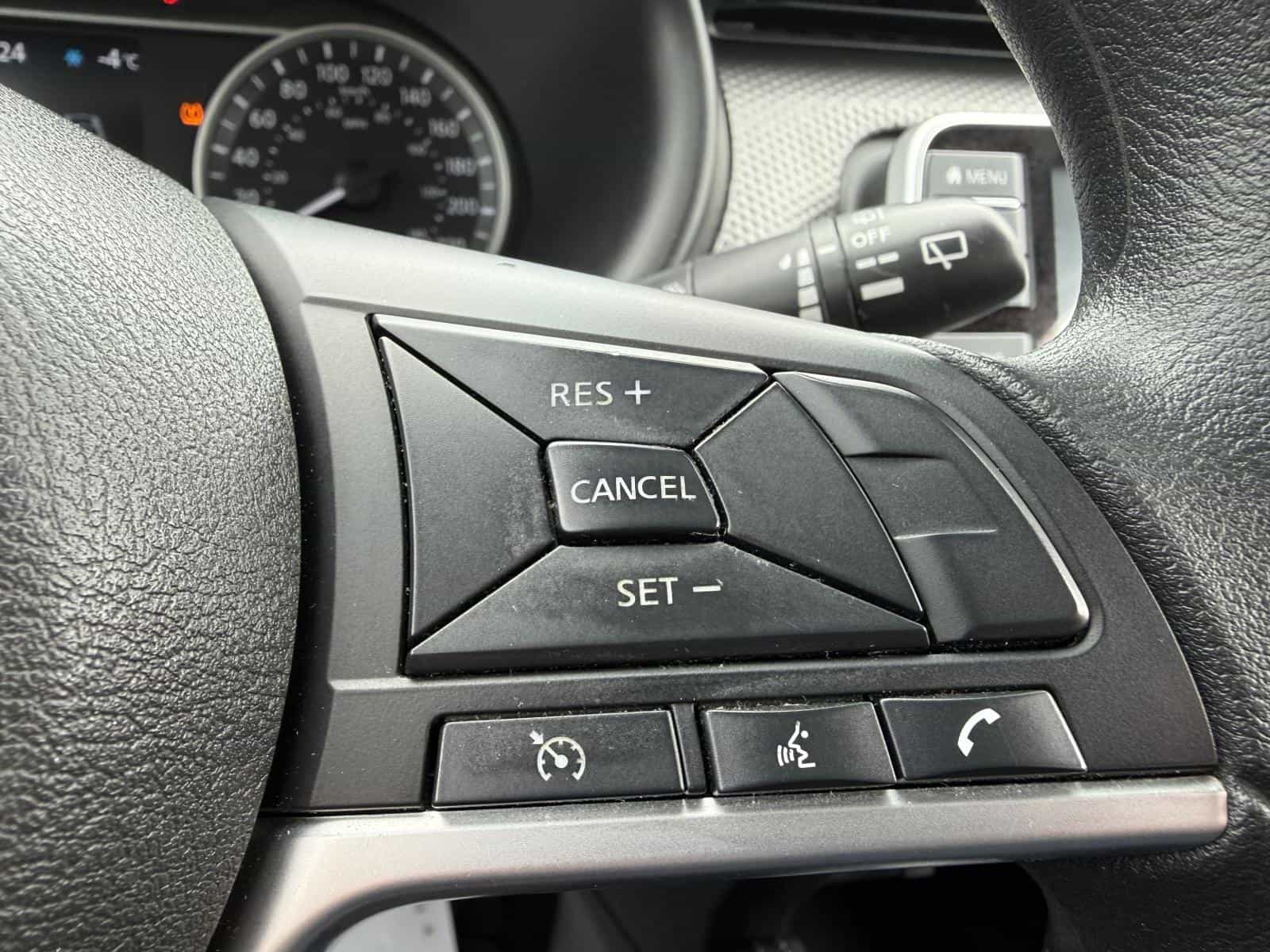 Image 14 Nissan Kicks SV 2020