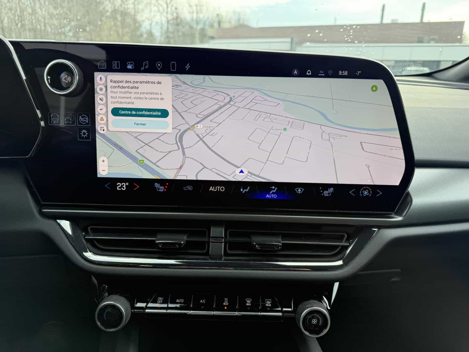 2024 Chevrolet Equinox EV 2RS - Image 18