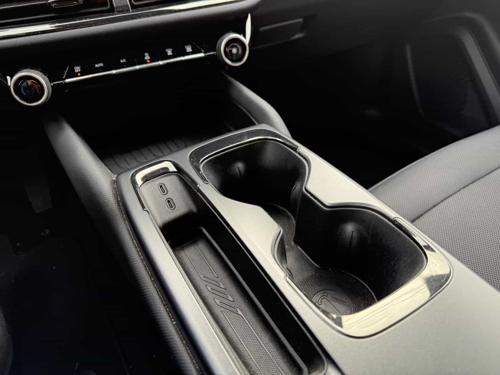 2024 Chevrolet Equinox EV 2RS - Image 16