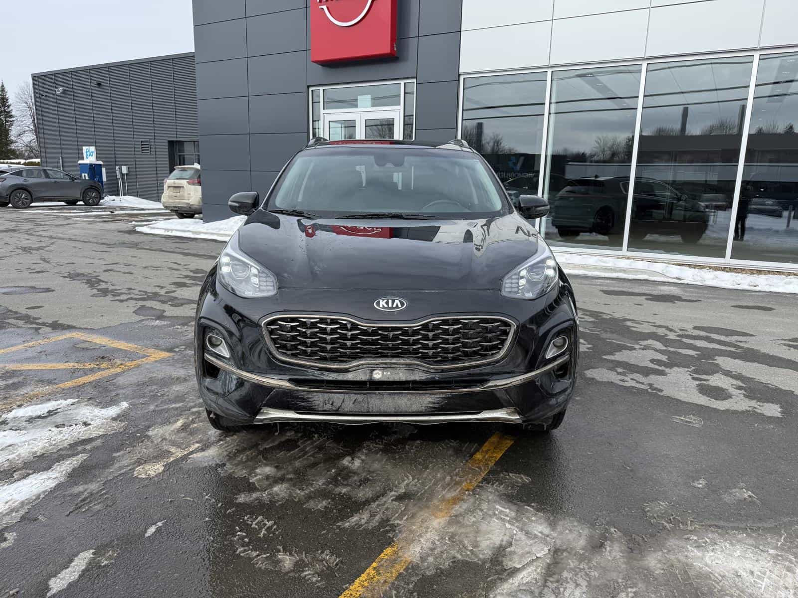 2022 Kia Sportage EX Premium S - Image 3