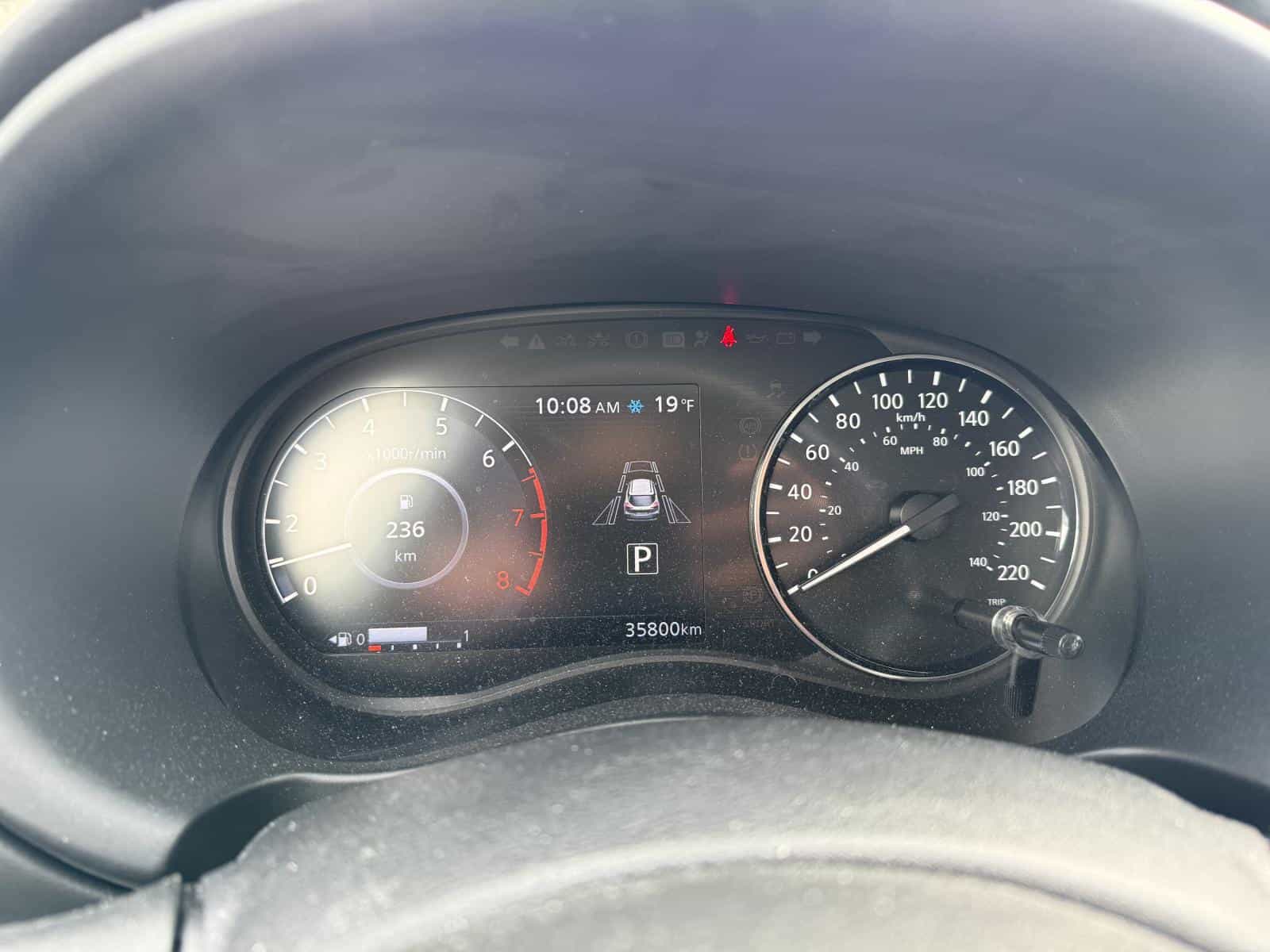 2023 Nissan Kicks SR - Image 15