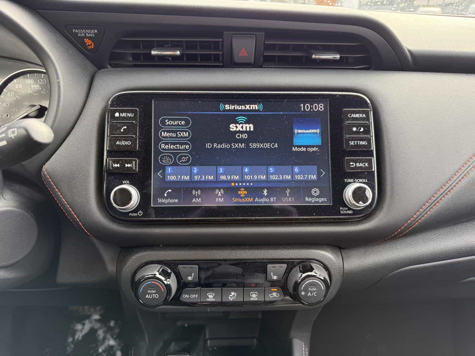 2023 Nissan Kicks SR - Image 16