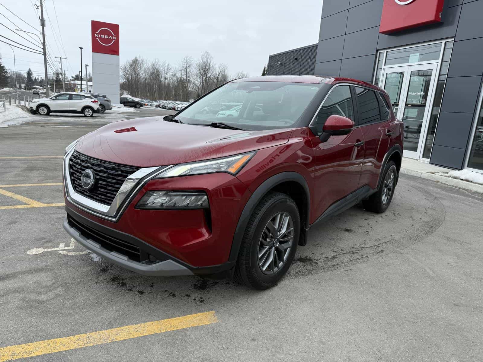 Image 4 Nissan Rogue S 2023